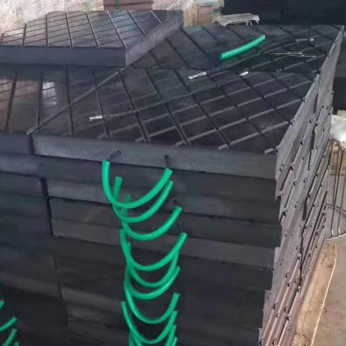 Bantalan Outrigger Derek Bergerak