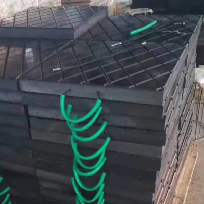 Bantalan Outrigger Derek Bergerak